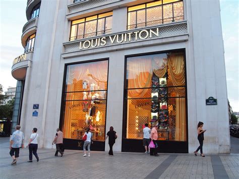 is it cheaper to buy louis vuitton in paris airport|louis vuitton outlet in paris.